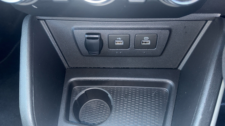 Dacia Duster 1.0 TCe 100 Prestige 5dr Bi Fuel Estate